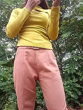 Snapshot of Elena_Mia chatting on 06-29-26, 12:39 Elena Mia online show from 06-29-26, 12:39