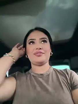 Sara fun online show from 03-17-25, 08:51