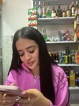 Snapshot of Sara_fun chatting on 04-17-26, 05:49 Sara fun online show from 04-17-26, 05:49