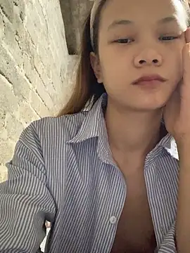 Elysa-x online show from 04-20-26, 09:45