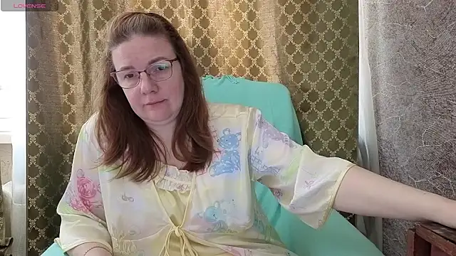 Snapshot of Miss_SandraX chatting on 05-10-26, 10:20 Miss SandraX online show from 05-10-26, 10:20