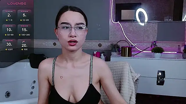 AndreaJohnsons online show from 05-15-26, 08:32