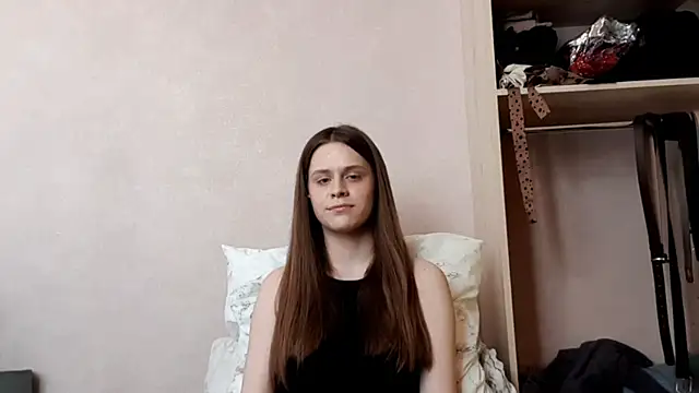 Snapshot of CyberLush chatting on 04-16-26, 07:09 CyberLush online show from 04-16-26, 07:09