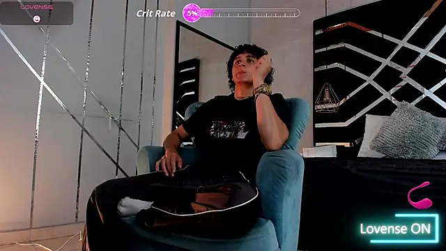 Snapshot of JayTaylorr chatting on 07-13-26, 11:46 JayTaylorr online show from 07-13-26, 11:46