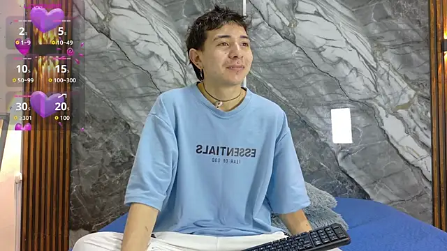 Snapshot of NoahWalker__ chatting on 06-19-26, 10:52 NoahWalker online show from 06-19-26, 10:52