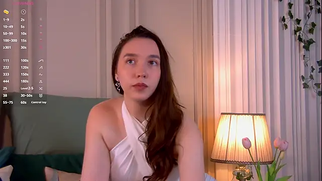 Snapshot of Suzaneey chatting on 04-24-26, 06:43 Suzaneey online show from 04-24-26, 06:43