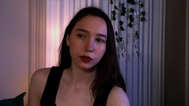 Suzaneey online show from 06-20-26, 06:33