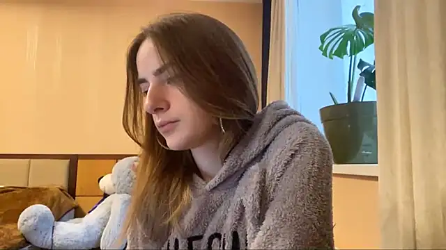 Snapshot of selianderol chatting on 04-16-26, 07:31 selianderol online show from 04-16-26, 07:31