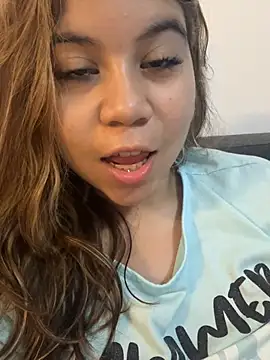 Snapshot of M1la_18 chatting on 07-28-26, 05:58 M1la 18 online show from 07-28-26, 05:58