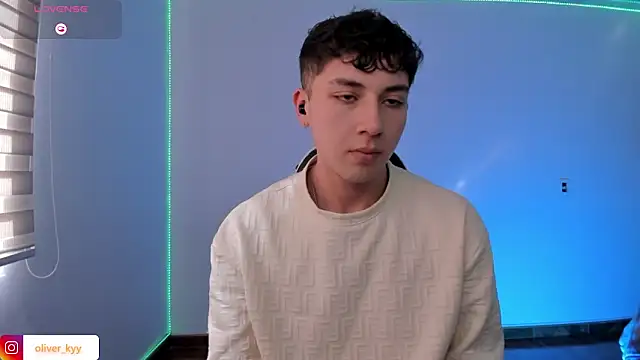 OLIVER K online show from 06-02-26, 08:22