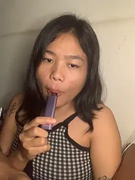 Haniichan online show from 04-20-26, 02:42