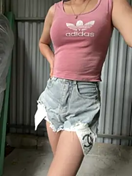 Rosa-x online show from 04-18-26, 04:38