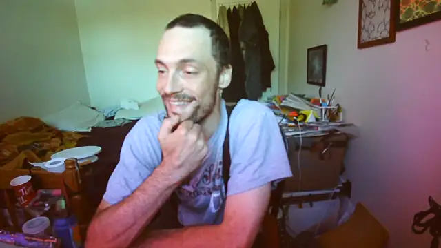 Snapshot of JohnnyMoves chatting on 07-07-26, 10:36 JohnnyMoves online show from 07-07-26, 10:36