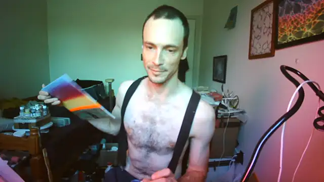 Snapshot of JohnnyMoves chatting on 07-16-26, 10:16 JohnnyMoves online show from 07-16-26, 10:16