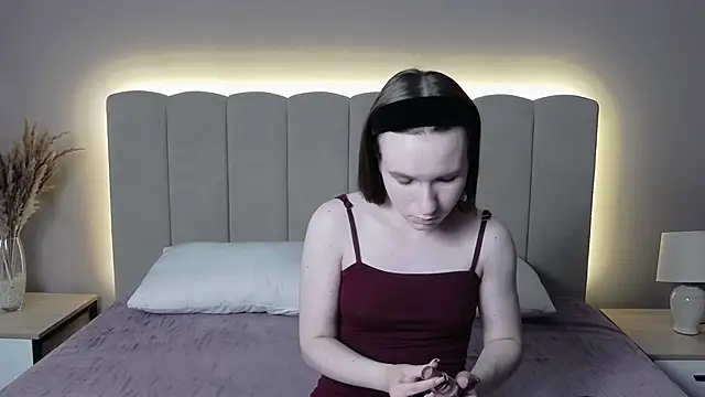MarliinNova online show from 05-31-26, 11:06