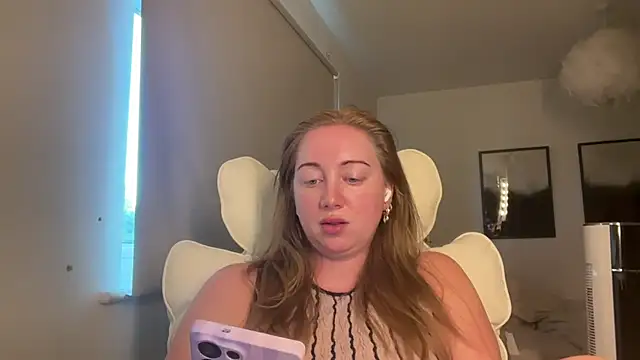 arielsweetieee online show from 05-22-26, 05:18