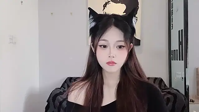 KiKi-011 online show from 06-19-26, 05:01