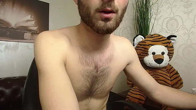 KyloEast online show from 04-22-26, 04:37