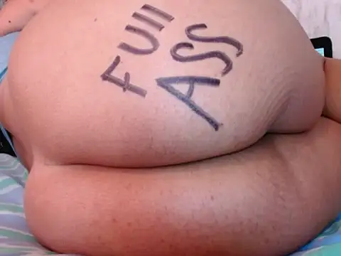 Snapshot of sexy-body22 chatting on 07-28-26, 07:15 sexy-body22 online show from 07-28-26, 07:15