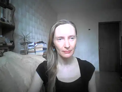 LunaBelle8 online show from 05-05-26, 12:24