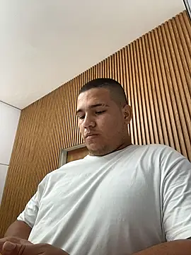 Patricio 02 online show from 06-18-26, 08:13