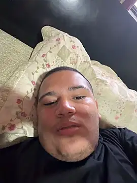 Snapshot of Patricio_02 chatting on 08-07-26, 02:19 Patricio 02 online show from 08-07-26, 02:19