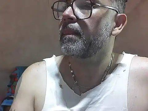 CarlossexVen online show from 05-03-26, 03:29