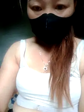 Snapshot of Tieuthu2 chatting on 06-28-26, 12:27 Tieuthu2 online show from 06-28-26, 12:27