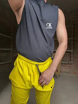 Snapshot of lucky_7inches chatting on 07-20-26, 02:37 lucky 7inches online show from 07-20-26, 02:37