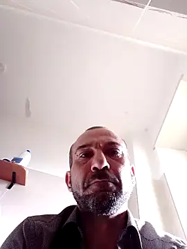 chicco22sex online show from 04-17-26, 08:06
