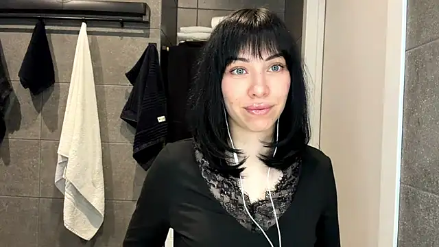 LuisaAlconcel online show from 05-05-26, 10:34