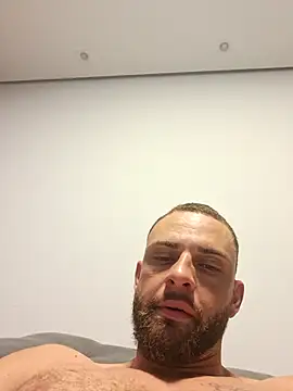 Mineirinho22c online show from 04-18-26, 03:43