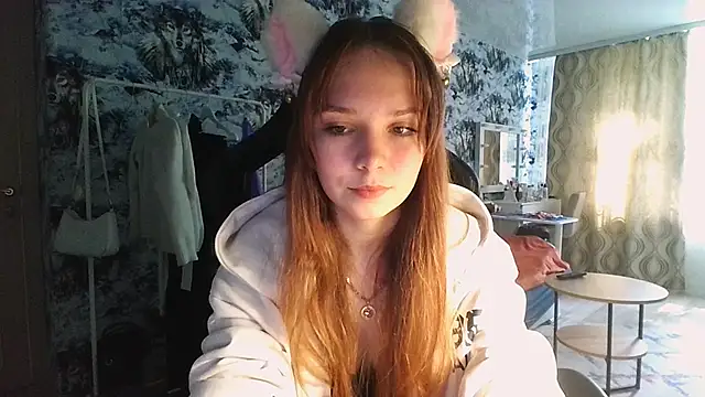 Princess Mira online show from 06-26-26, 08:41