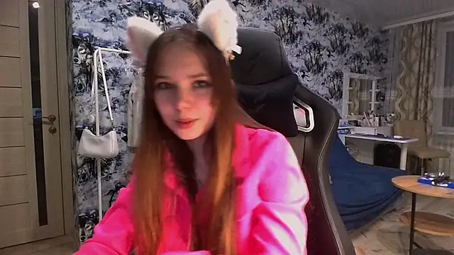 Princess Mira online show from 06-30-26, 08:21