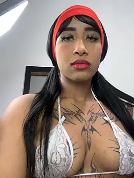 Snapshot of Zaabrina_20 chatting on 04-28-26, 02:27 Zaabrina 20 online show from 04-28-26, 02:27