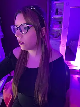 AliceMtz online show from 06-16-26, 11:51