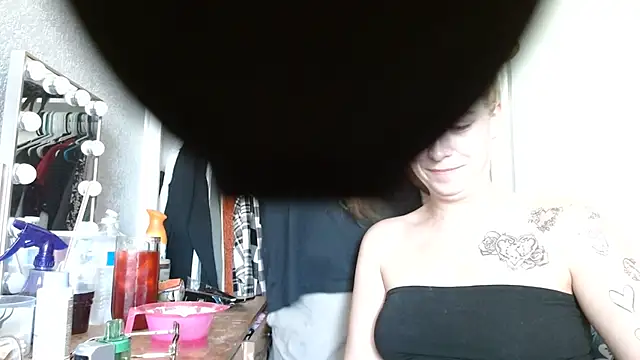 yourfavgirlduh online show from 07-03-26, 09:54