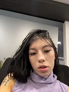 Snapshot of Maddison_Foxxx chatting on 07-18-26, 11:58 Maddison Foxxx online show from 07-18-26, 11:58