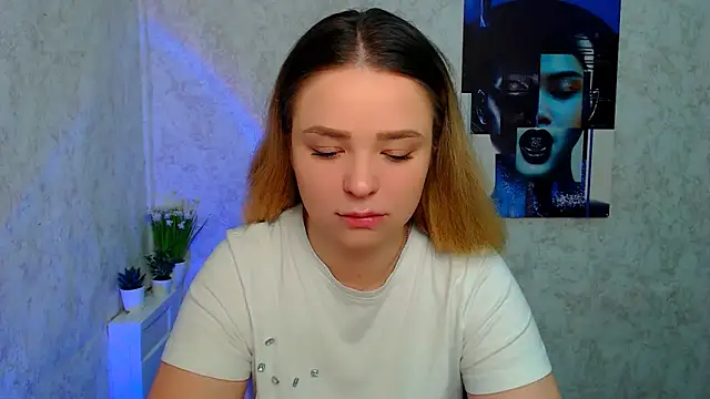 NicoleAura online show from 05-13-26, 06:33
