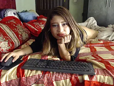 AnnieLorin online show from 04-25-26, 02:14