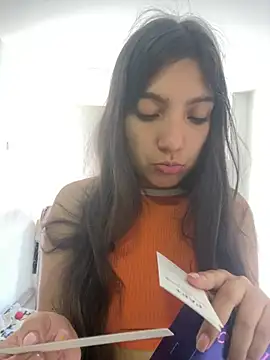 Soffy 20 online show from 05-25-26, 04:35