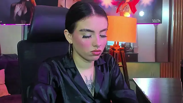 Snapshot of isabella_hv chatting on 06-04-26, 07:42 isabella hv online show from 06-04-26, 07:42