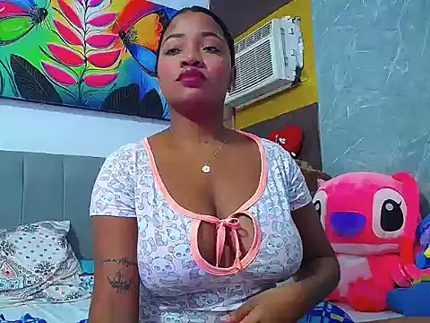 Snapshot of Brunett_sexy1 chatting on 05-17-26, 07:28 Brunett sexy1 online show from 05-17-26, 07:28