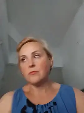 Snapshot of Svetlysvet chatting on 07-10-26, 03:25 Svetlysvet online show from 07-10-26, 03:25
