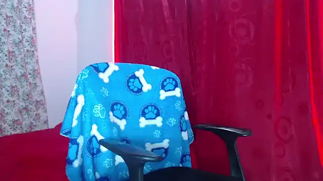 Snapshot of camilabb_xc chatting on 02-03-25, 06:39 camilabb xc online show from 02-03-25, 06:39