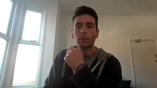 Snapshot of frenchbdmaninlondon chatting on 04-30-26, 01:06 frenchbdmaninlondon online show from 04-30-26, 01:06