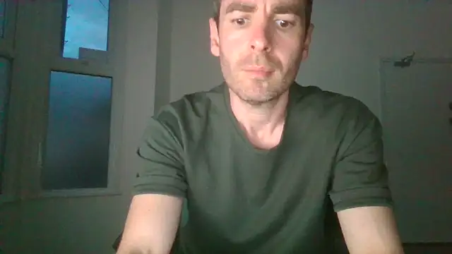 Snapshot of frenchbdmaninlondon chatting on 05-02-26, 07:52 frenchbdmaninlondon online show from 05-02-26, 07:52