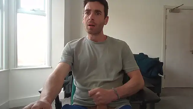 frenchbdmaninlondon online show from 06-15-26, 11:45