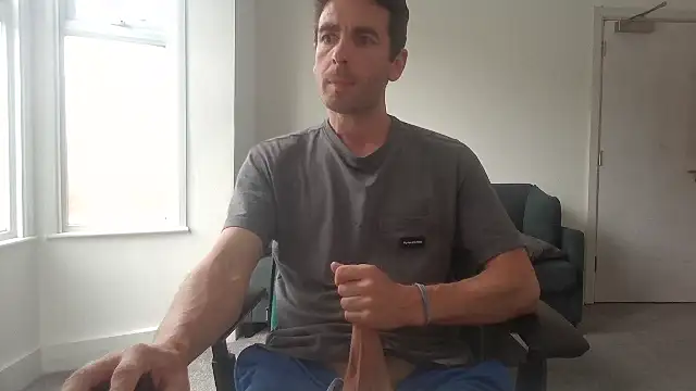 frenchbdmaninlondon online show from 07-01-26, 02:07