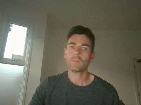 frenchbdmaninlondon online show from 07-12-26, 08:22